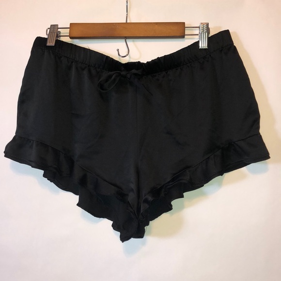 Victoria's Secret ruffle hem pj bottoms sz L - Picture 2 of 8